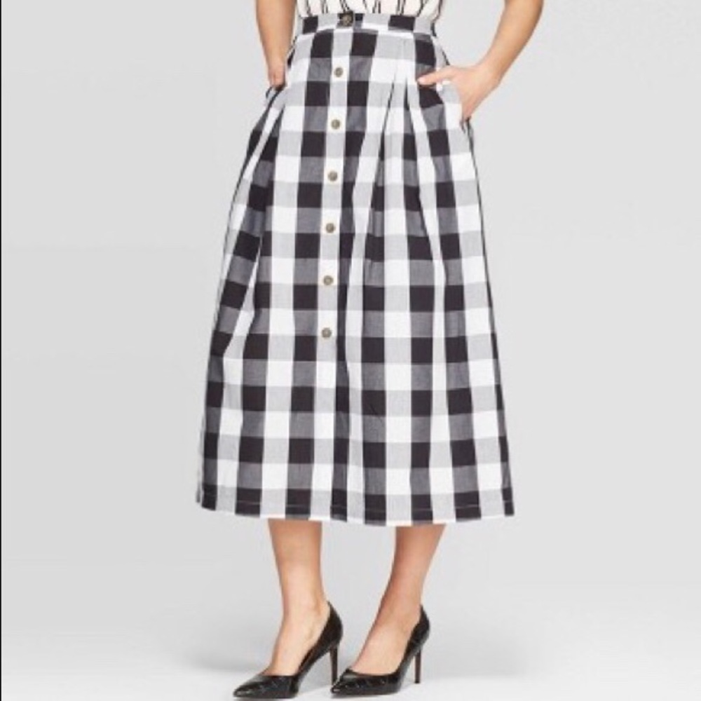 • buffalo plaid skirt •